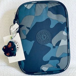 Kipling pencil case